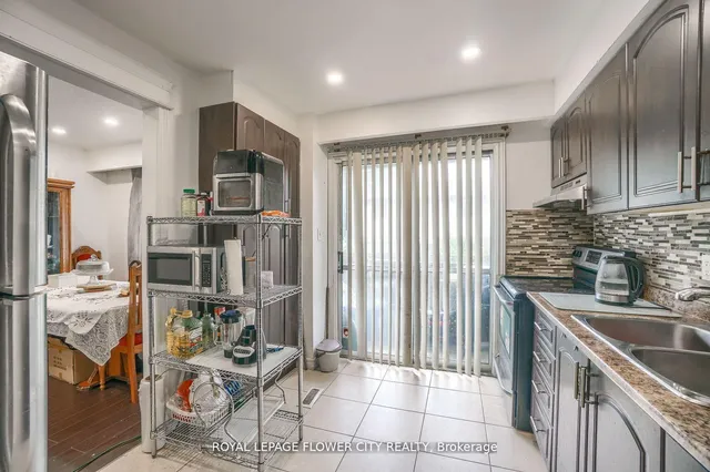 Additional image 13 of 7475 Goreway Dr Unit 49