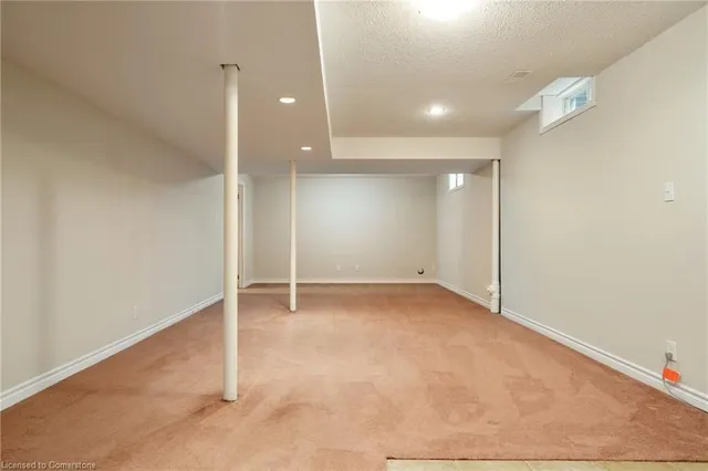 Additional image 33 of 42 Grassyplain Dr