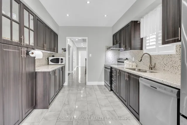 Additional image 16 of 17 Binder Twine Tr