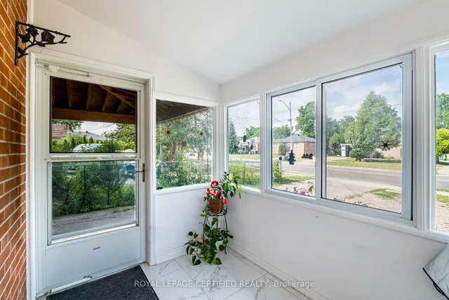 Additional image 3 of 125 Mcmurchy Ave