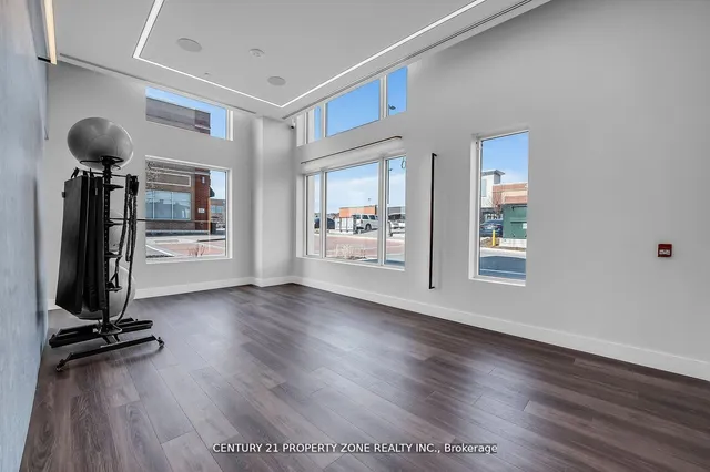 Additional image 17 of 509 Dundas St Unit 417