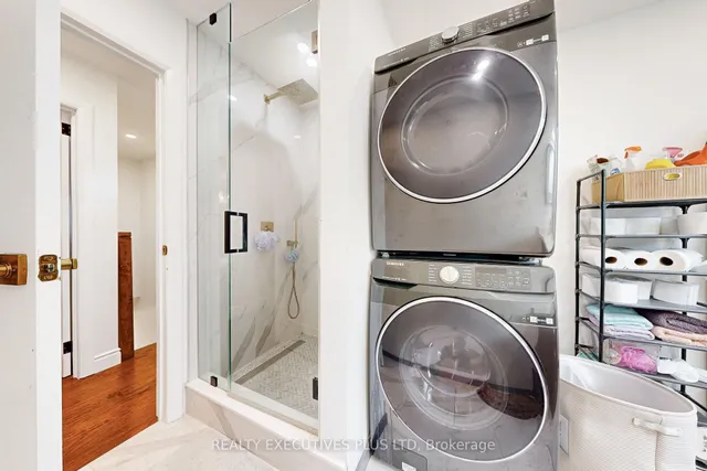 Additional image 30 of 23 Hildegard Dr