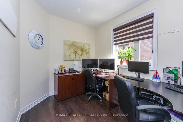 Additional image 9 of 27 Glacier Rd