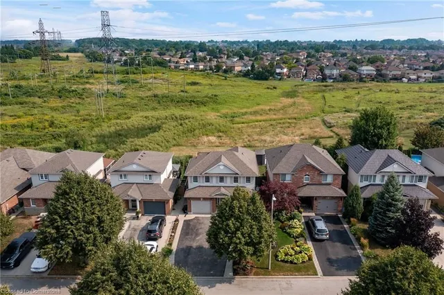 Additional image 40 of 42 Grassyplain Dr