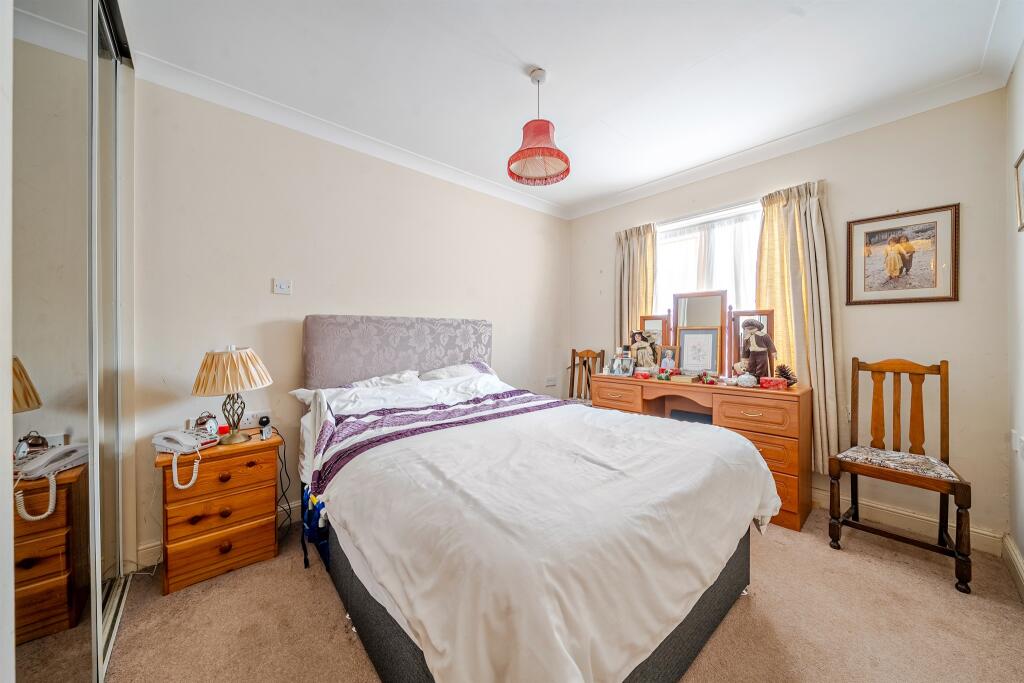 Additional image 5 of Batchwood View, St. Albans