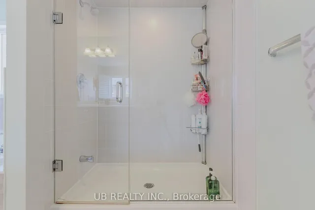 Additional image 17 of 8 Menzies St