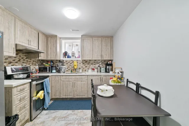 Additional image 30 of 45 Cherrytree Dr