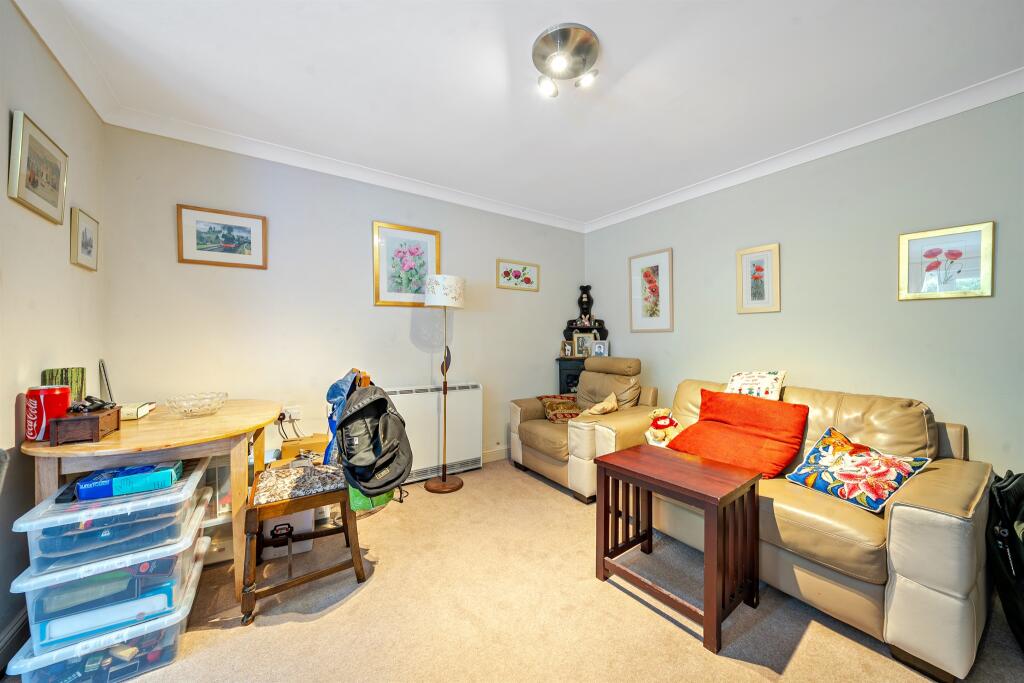 Additional image 7 of Batchwood View, St. Albans