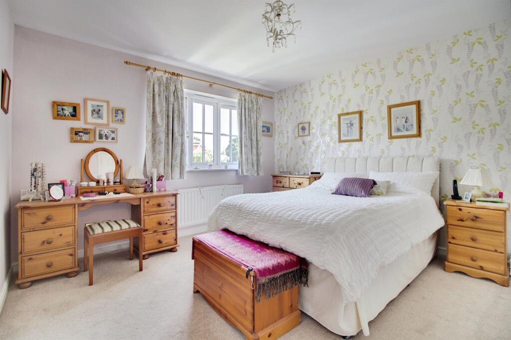 Additional image 6 of Welwyn Hall Gardens, Welwyn