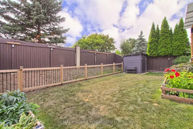 Additional image 36 of 60 Mainard Cres