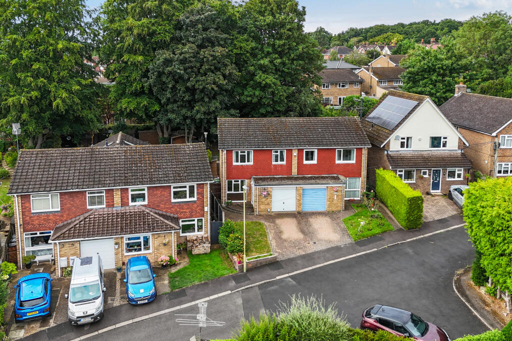 Additional image 16 of Bramble Close, Harpenden, AL5