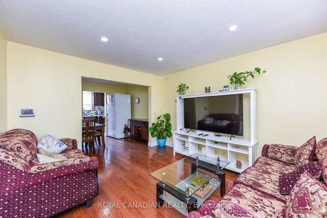 Additional image 9 of 21 Juniper Cres