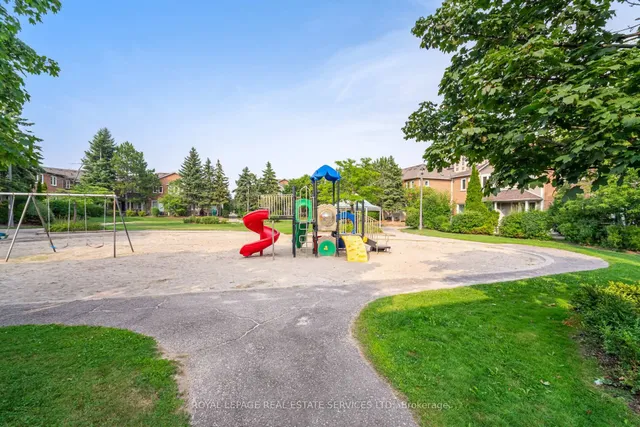 Additional image 38 of 833 Scollard Crt Unit 30