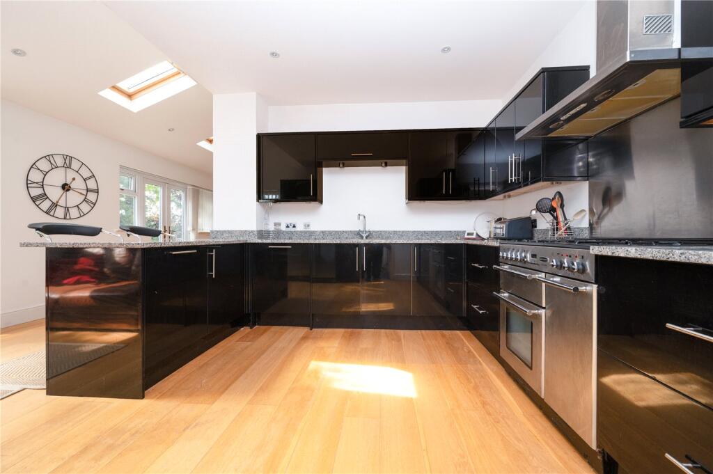 Additional image 19 of Alma Road, St. Albans, Hertfordshire