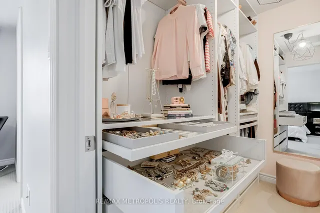 Additional image 35 of 21 Sky Harbour Dr