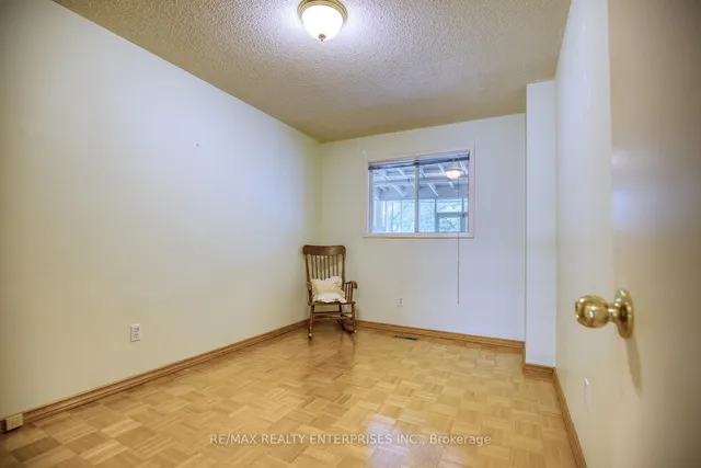 Additional image 22 of 75 Lakecrest Tr