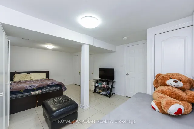 Additional image 37 of 21 Juniper Cres