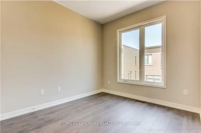 Additional image 13 of 302 Squire Cres