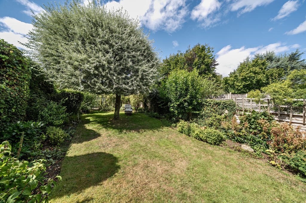 Additional image 19 of Common Lane, Harpenden, AL5