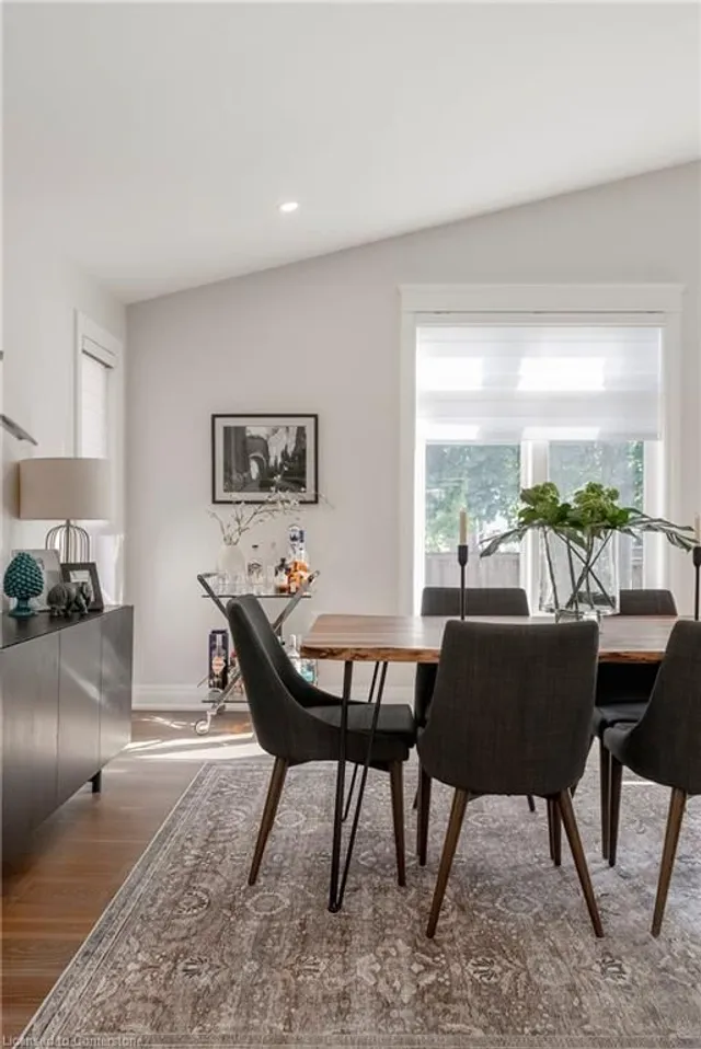 Additional image 15 of 20 Mountain Park Ave