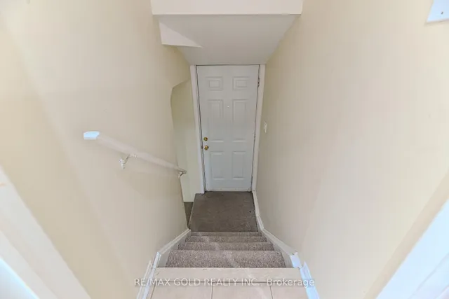 Additional image 36 of 63 Hiberton Cres