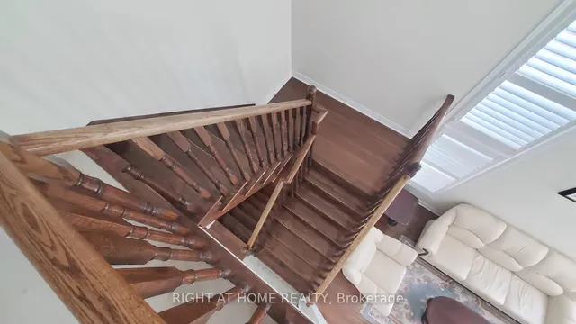 Additional image 22 of 588 Warhol Way