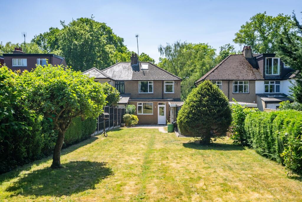 Additional image 15 of Batchwood Drive, St. Albans, Hertfordshire, AL3