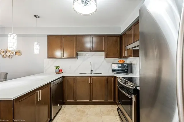 Additional image 9 of 28 Charleswood Crescent Cres