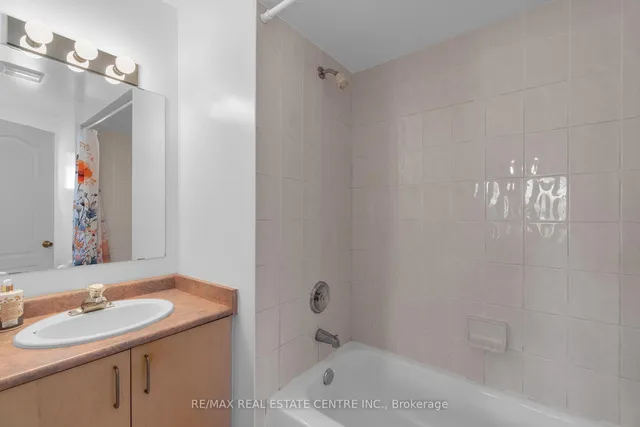 Additional image 19 of 140 Saintsbury Cres