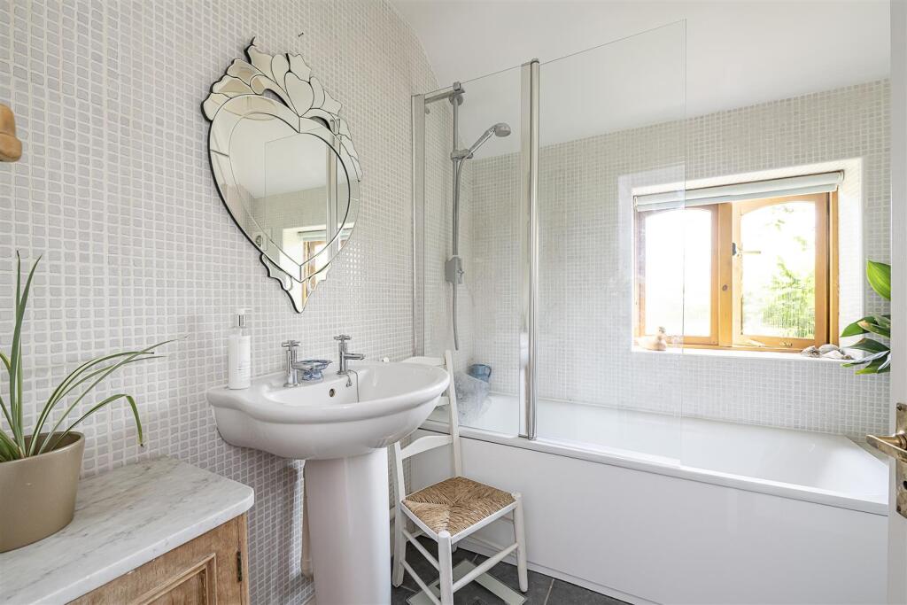 Additional image 12 of Kimpton Road, Wheathampstead, St. Albans