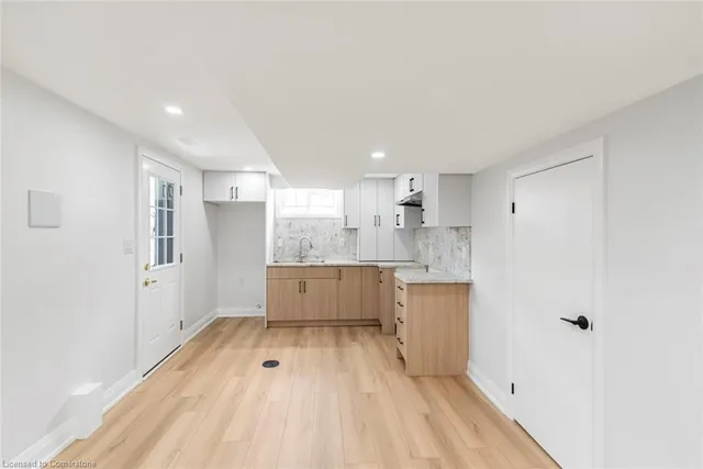 Additional image 39 of 588 Barnaby St