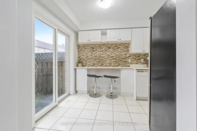 Additional image 11 of 4055 Forest Run Ave Unit 23