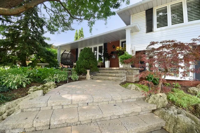 Additional image 4 of 4131 Lorraine Cres