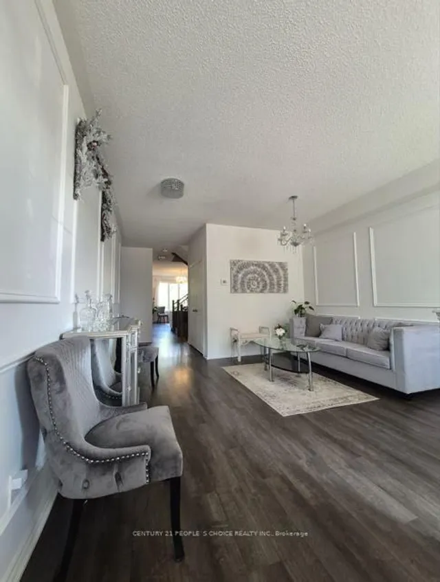 Additional image 8 of 71 Riverwalk Dr