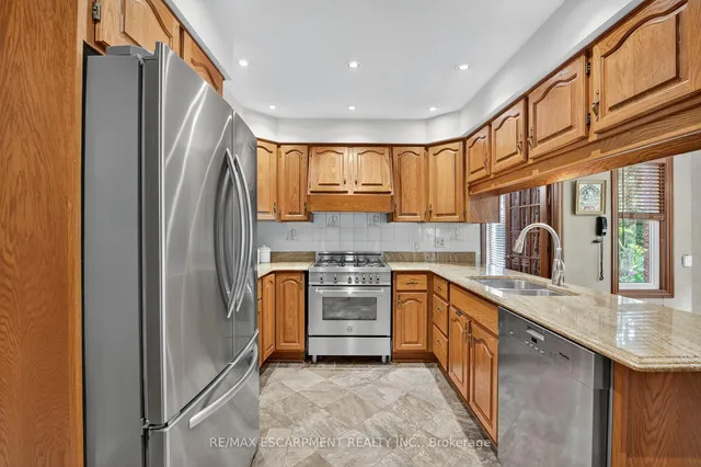 Additional image 20 of 64 Summerdale Pl