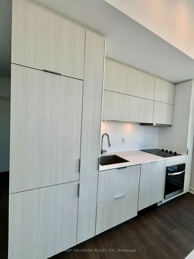 370 Martha St Unit 402