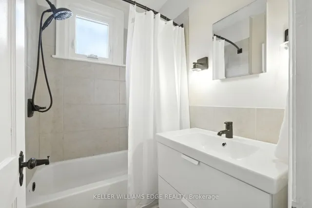 Additional image 20 of 1999 Main St