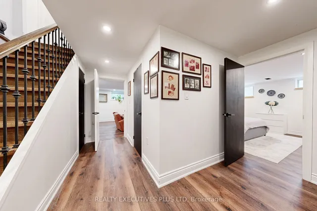 Additional image 33 of 23 Hildegard Dr