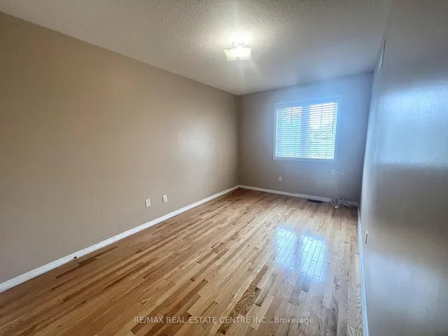 Additional image 10 of 77 Zia Dodda Cres