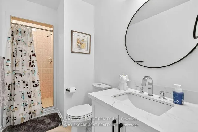 Additional image 30 of 4223 Fuller Cres