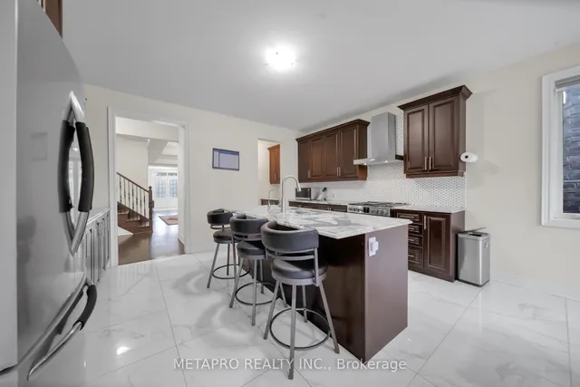 Additional image 11 of 5 Blue Silo Way