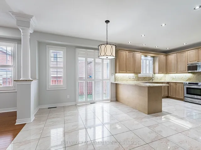 Additional image 29 of 47 Kootenay Pl