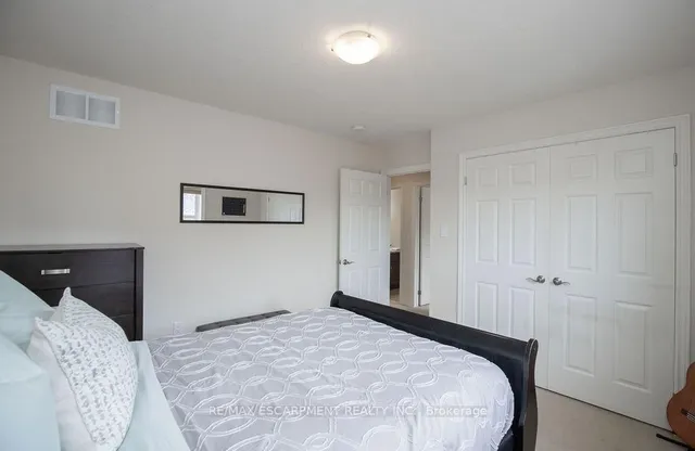 Additional image 37 of 69 Winslow Way