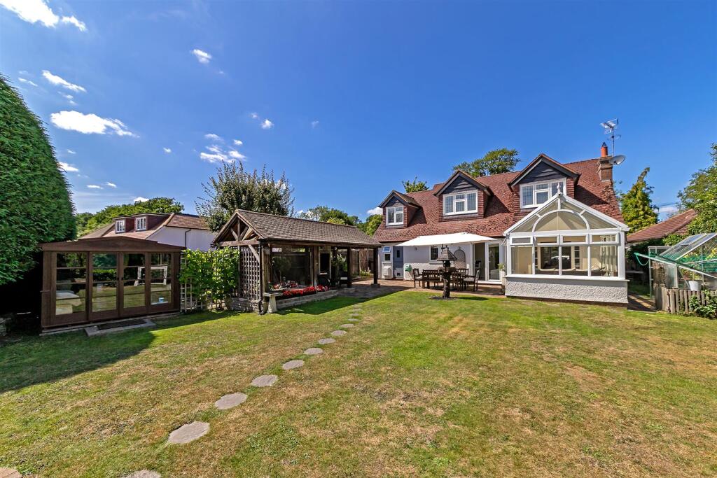 Additional image 3 of Park Street Lane, Park Street, St. Albans