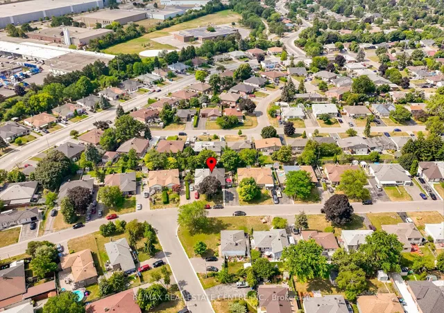 Additional image 36 of 105 Aloma Cres