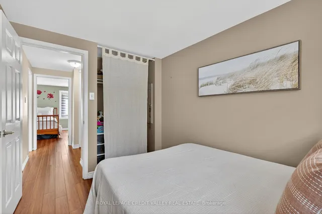 Additional image 21 of 60 Gondola Cres