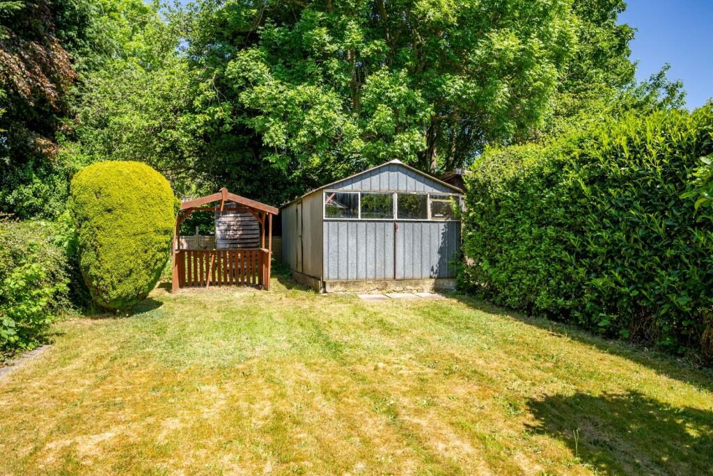 Additional image 16 of Batchwood Drive, St. Albans, Hertfordshire, AL3