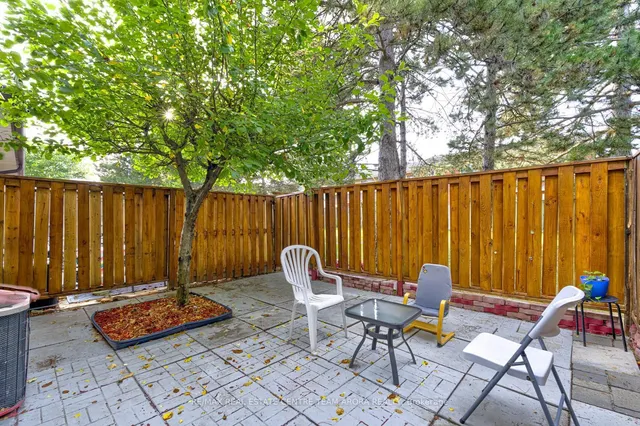 Additional image 45 of 90 Dawson Cres Unit 90