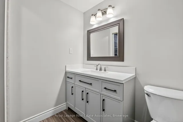 Additional image 35 of 29 Laurendale Ave