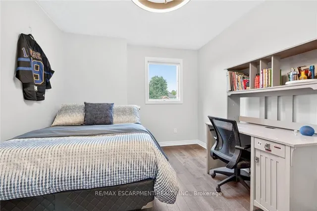 Additional image 27 of 50 LONGYEAR Dr